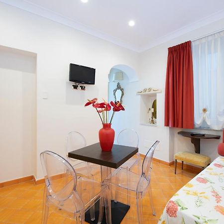 Amalfi Old Square Room & Apartments Luaran gambar