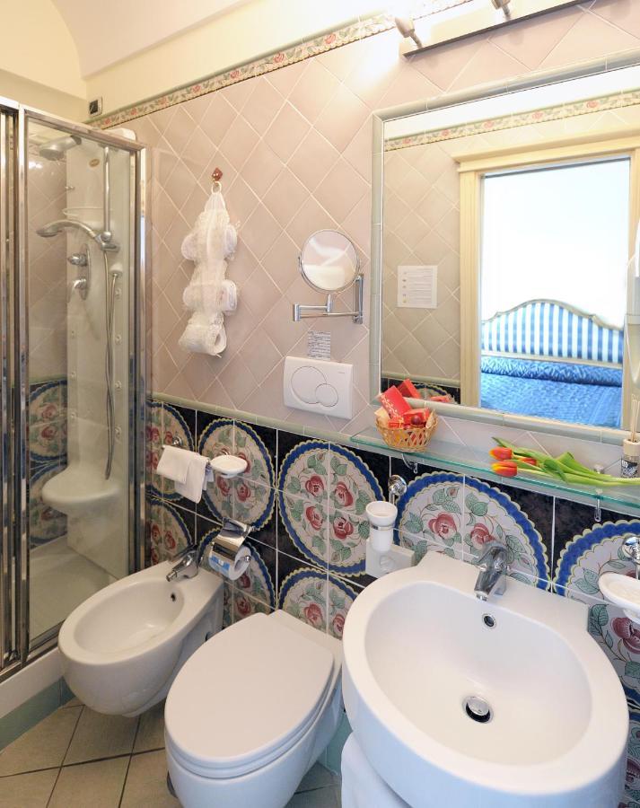 Amalfi Old Square Room & Apartments Luaran gambar