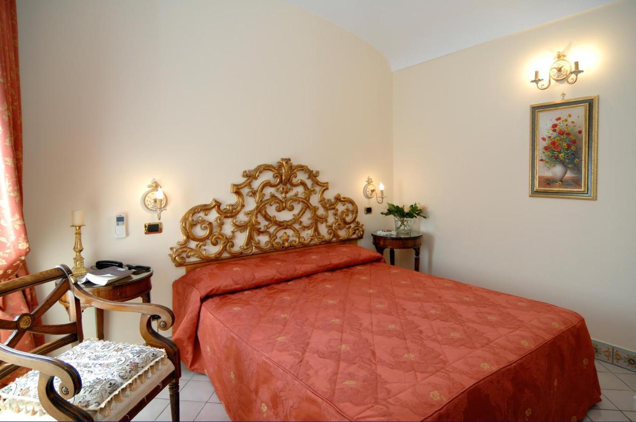 Amalfi Old Square Room & Apartments Luaran gambar