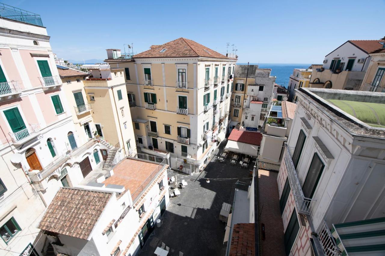 Amalfi Old Square Room & Apartments Luaran gambar