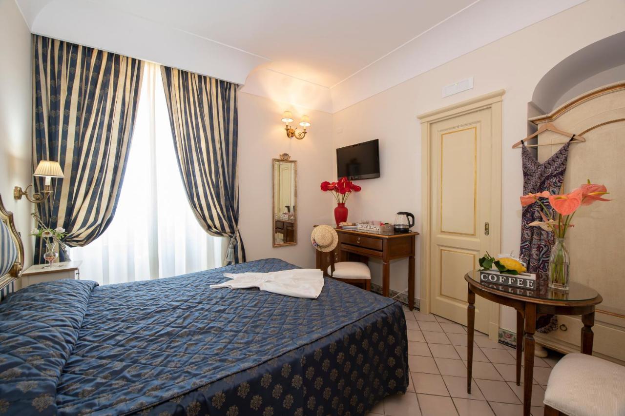 Amalfi Old Square Room & Apartments Luaran gambar