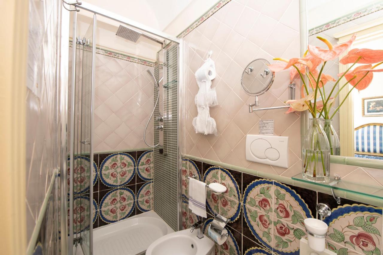 Amalfi Old Square Room & Apartments Luaran gambar