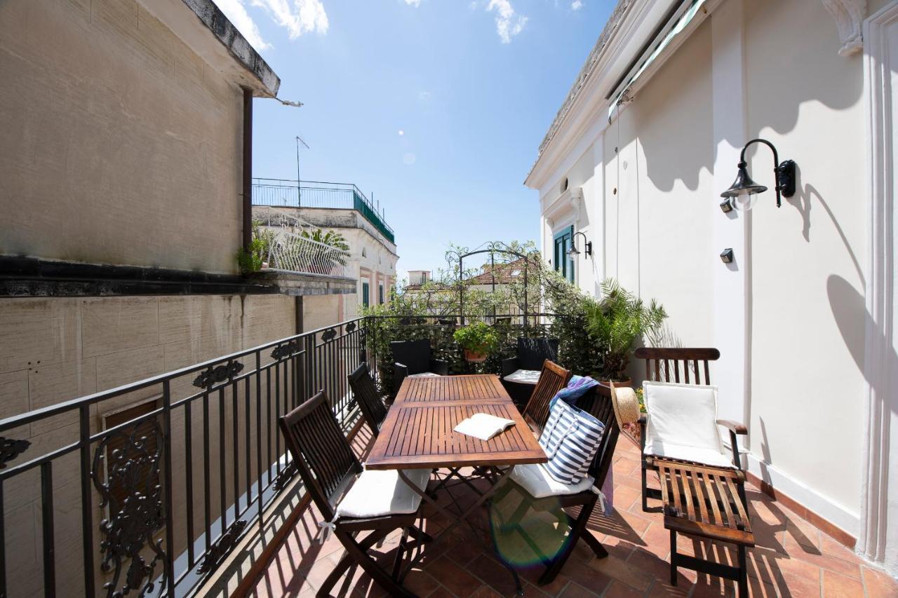 Amalfi Old Square Room & Apartments Luaran gambar