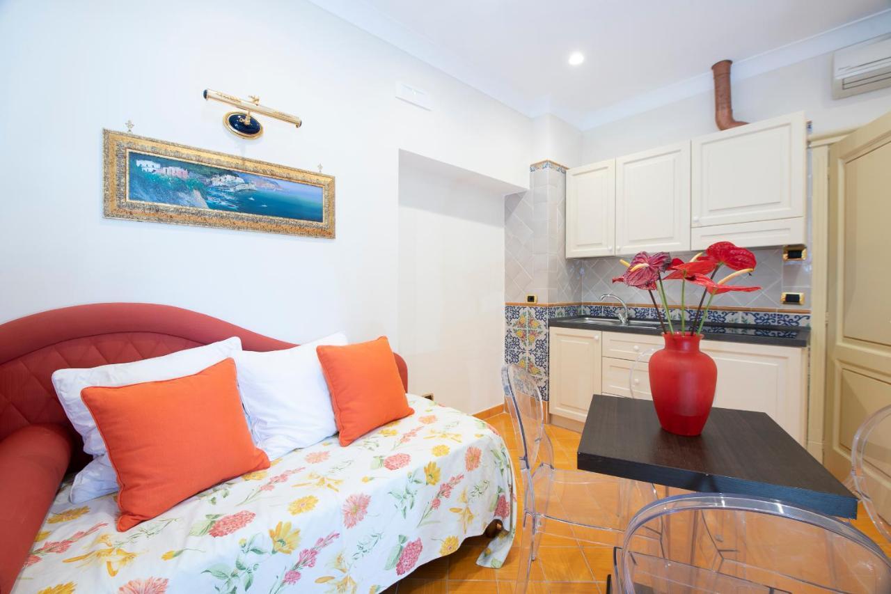 Amalfi Old Square Room & Apartments Luaran gambar