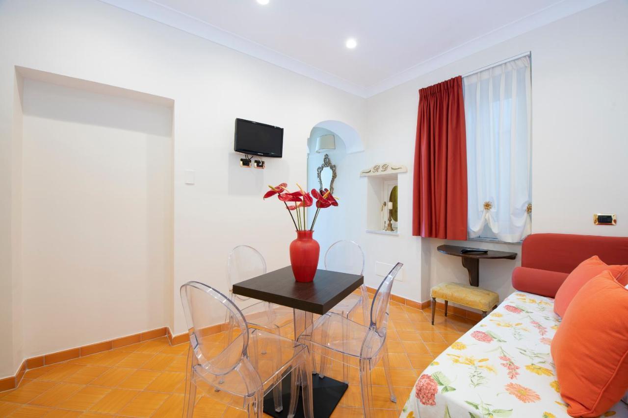 Amalfi Old Square Room & Apartments Luaran gambar