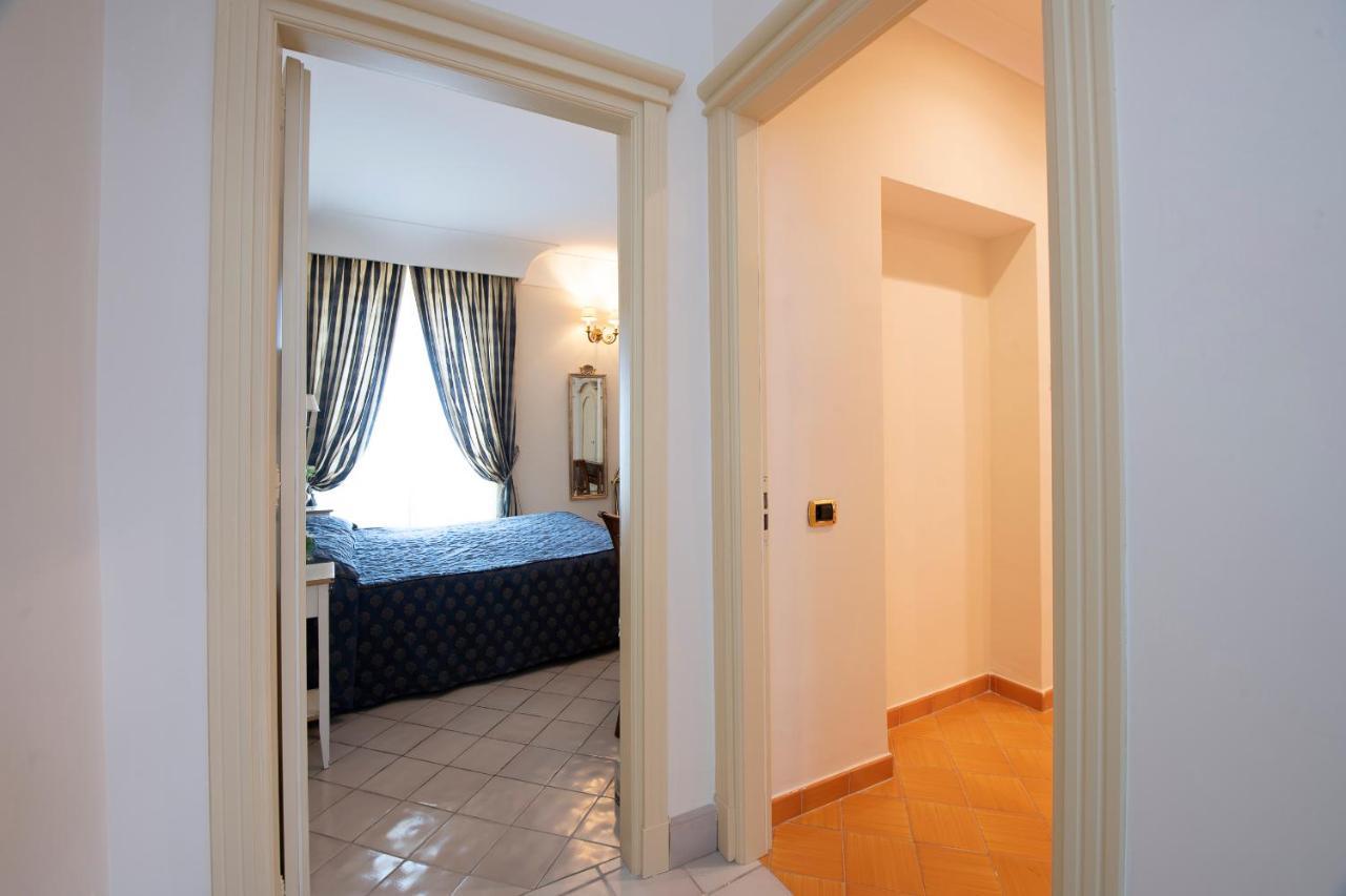 Amalfi Old Square Room & Apartments Luaran gambar